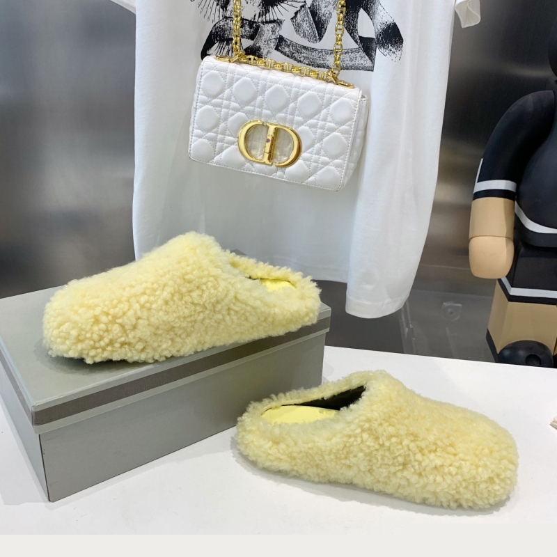 Other Slippers